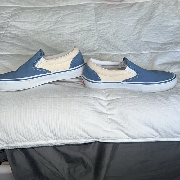 Slip on Vans - Picture 4 of 5